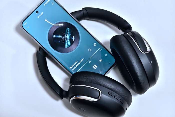 塞那D50 Pro：零感舒適，主動降噪耳機排頭兵