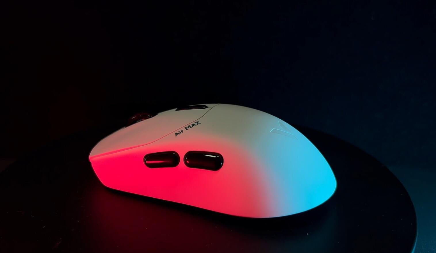 雷柏頭號種子VT1高速雙模游戲鼠標評測：輕盈與8K性能的完美融合